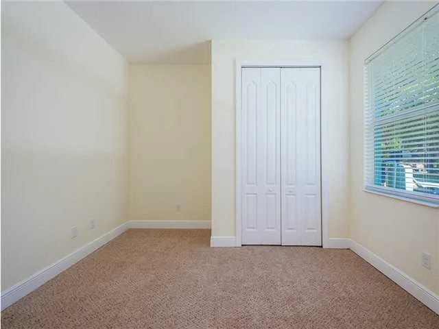 Photo of 5400 Davis Street