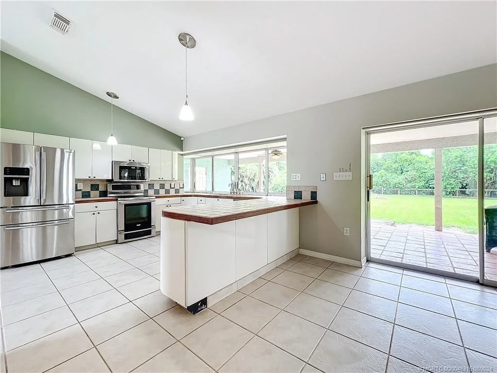 Photo of 5204 Silver Oak Drive