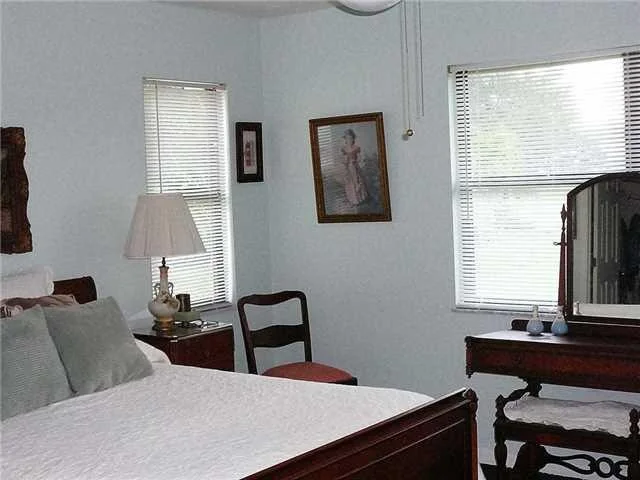 Photo of 2468 NW Everglades Boulevard