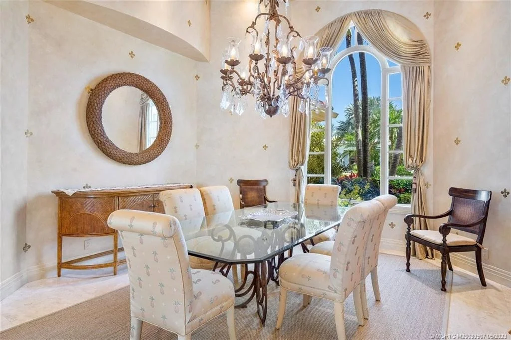 Photo of 7032 SE Harbor Circle