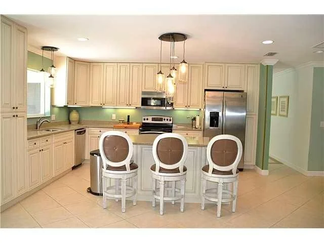Photo of 12 N River Road