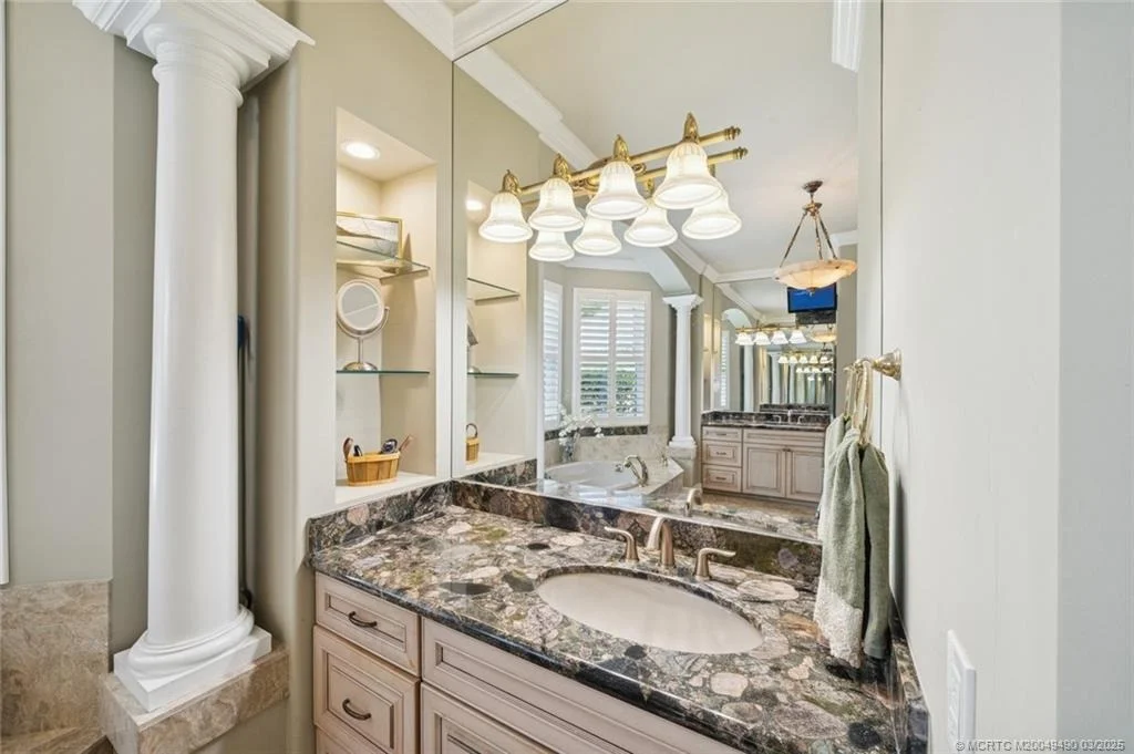 Photo of 2492 NW Everglades Boulevard