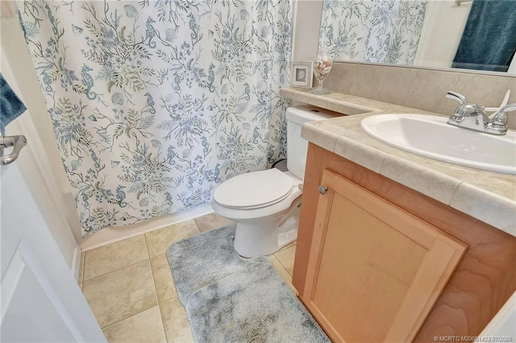 Photo of 4449 Royal Manor Boulevard