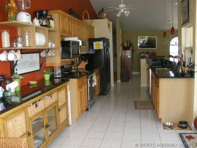 Photo of 5682 SE Hull Street