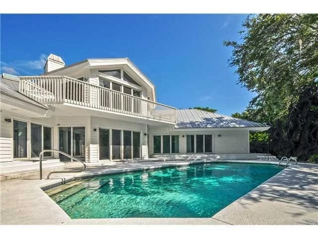 Photo of 11 Oakwood Drive
