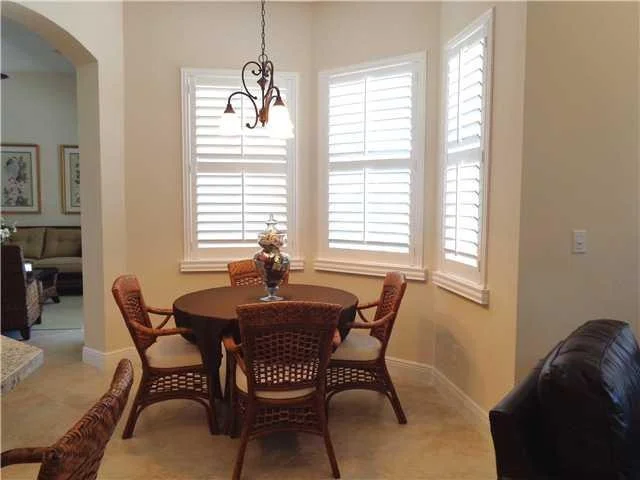 Photo of 2 SE ETHAN Terrace