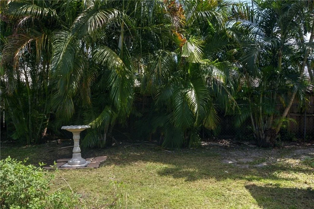 Photo of 4340 Gulfstream Road