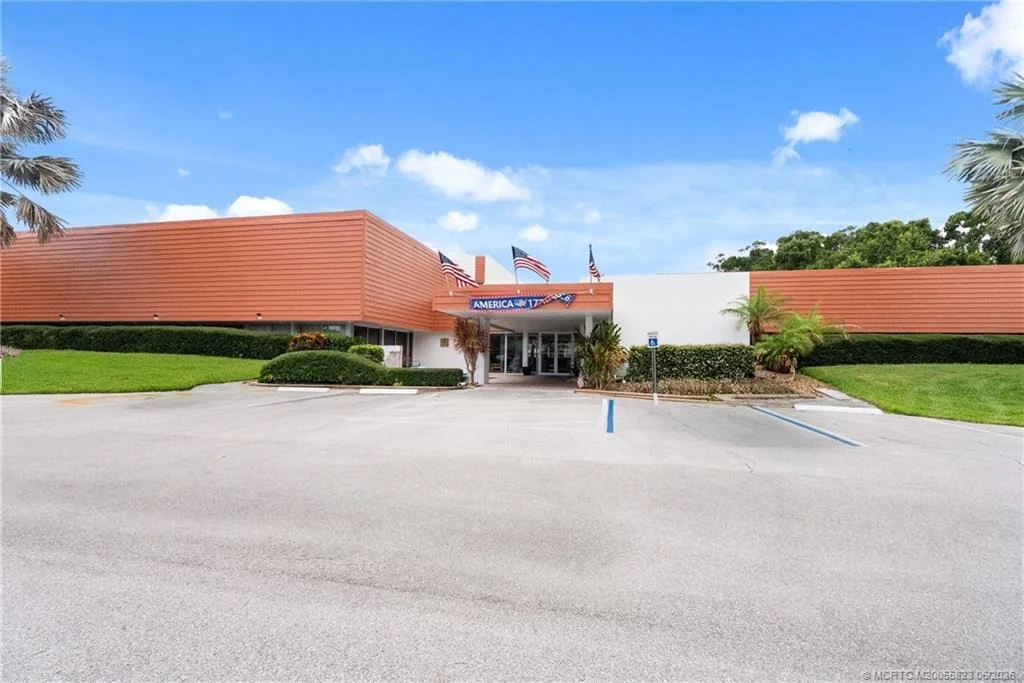 Photo of Unit BB2 at 2600 SE Ocean Boulevard