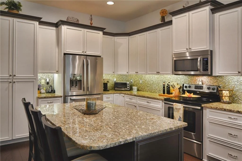 Photo of 2454 NW Hummingbird Circle