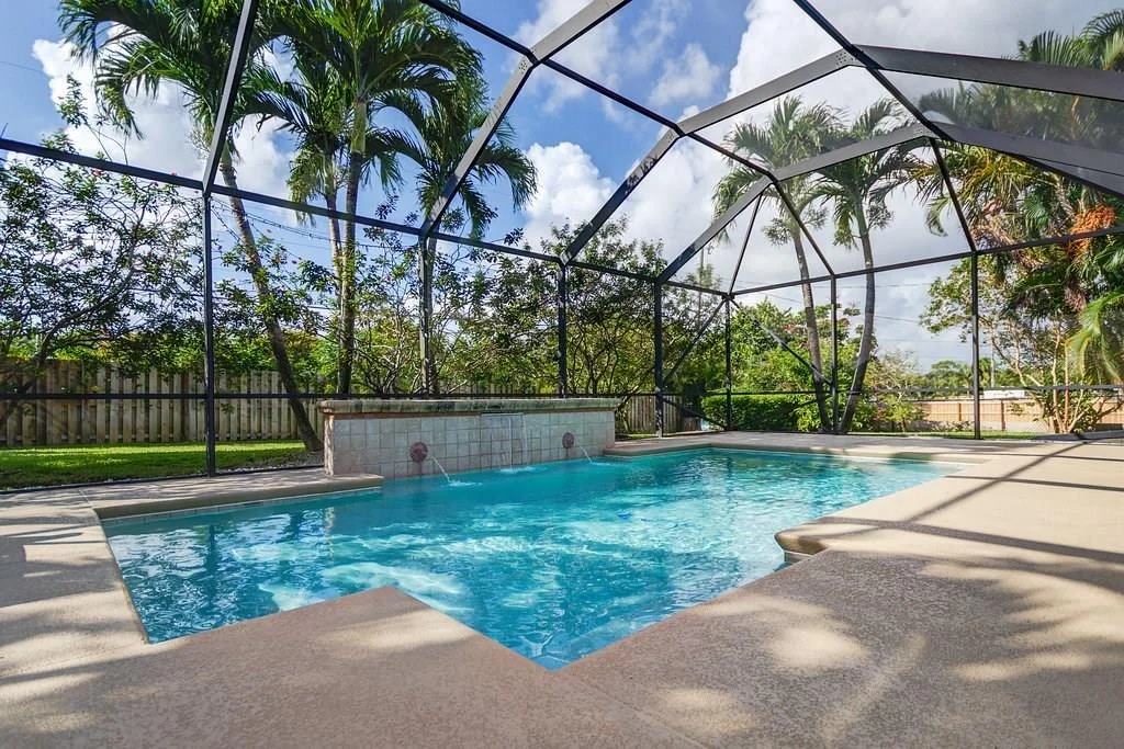 Photo of 5124 SE Horseshoe Point Road