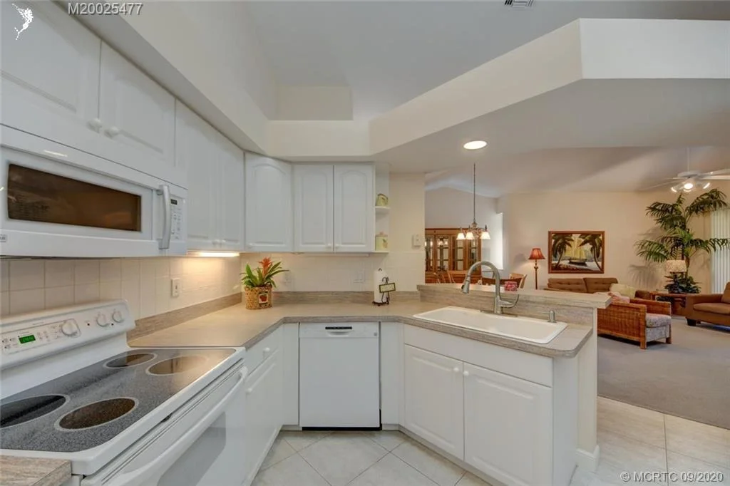 Photo of 4121 NE Moon River Circle