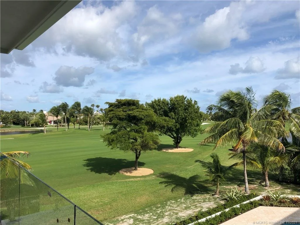 Photo of 6721 SE Harbor Circle