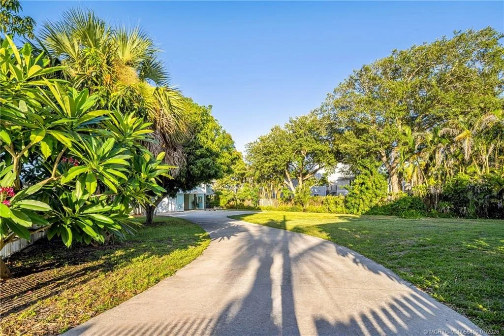 Photo of 5644 SE Harbor Terrace