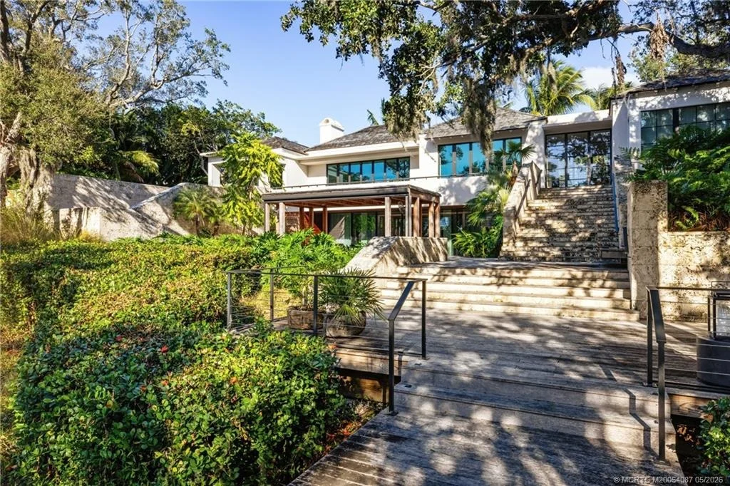 Photo of 109 S River Road