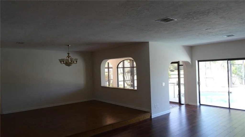 Photo of 1606 NW Pine Lake Drive