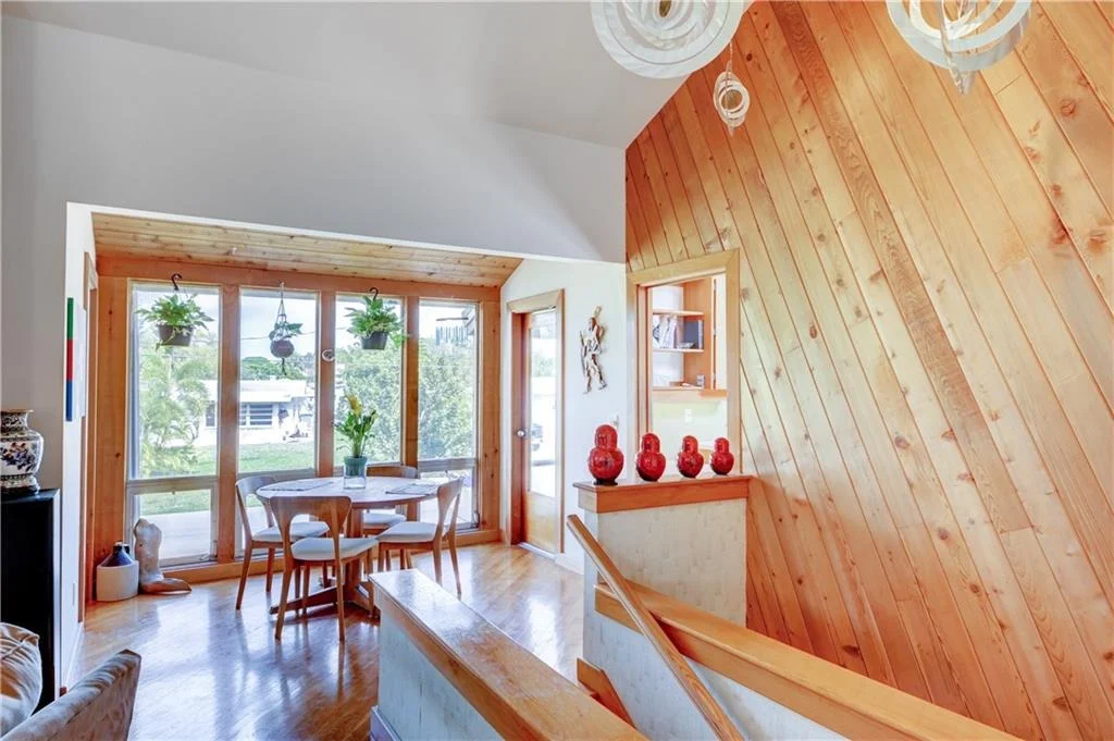 Photo of 951 NW Sunset Terrace