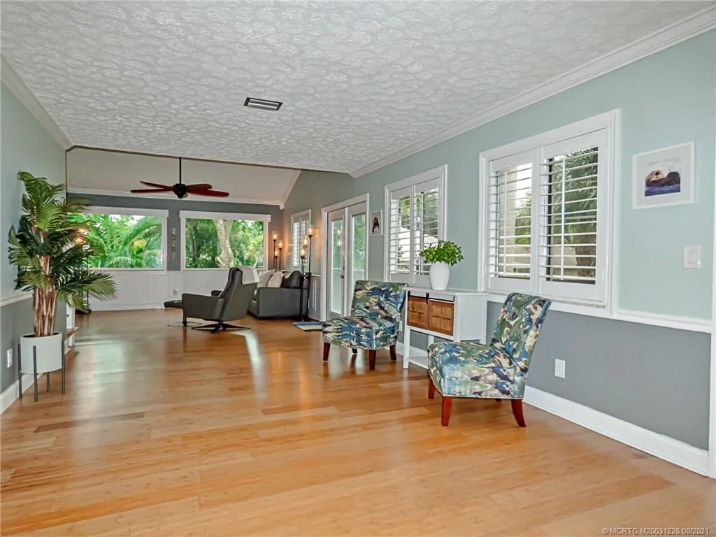 Photo of 765 SW Rustic Circle