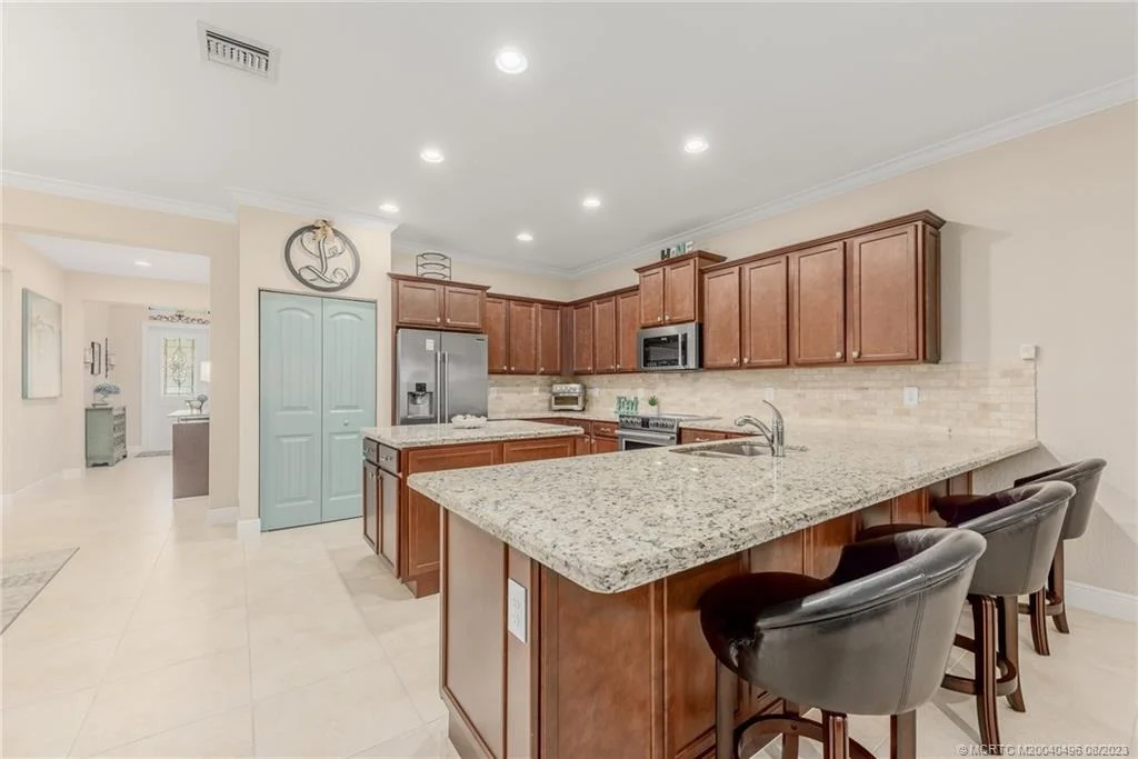 Photo of 5891 SE Entry Court
