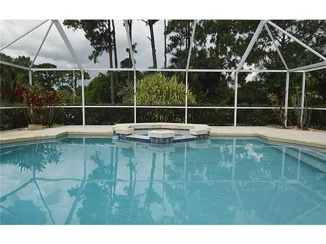 Photo of 1676 NW Pine Lake Drive