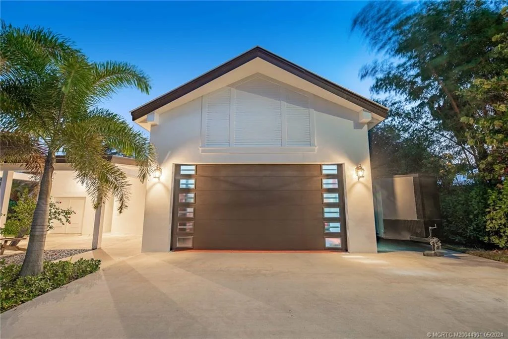 Photo of 1686 NW Harbor Place