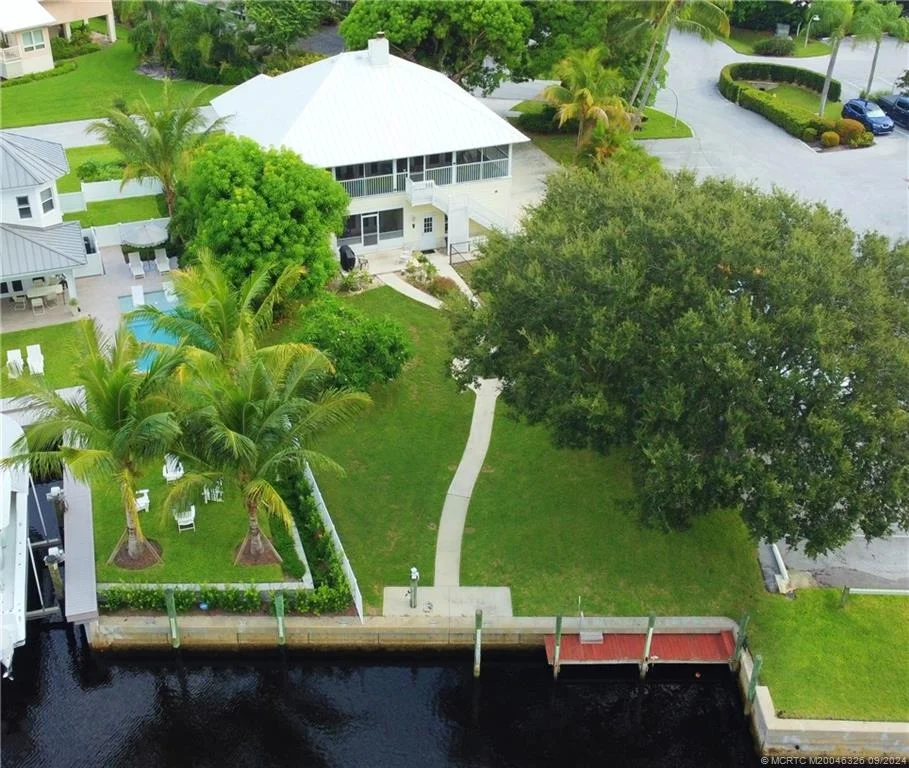Photo of 4225 SE Centerboard Lane