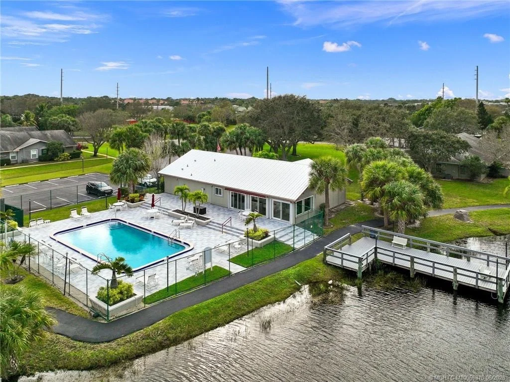 Photo of 4047 NW Cinnamon Tree Circle