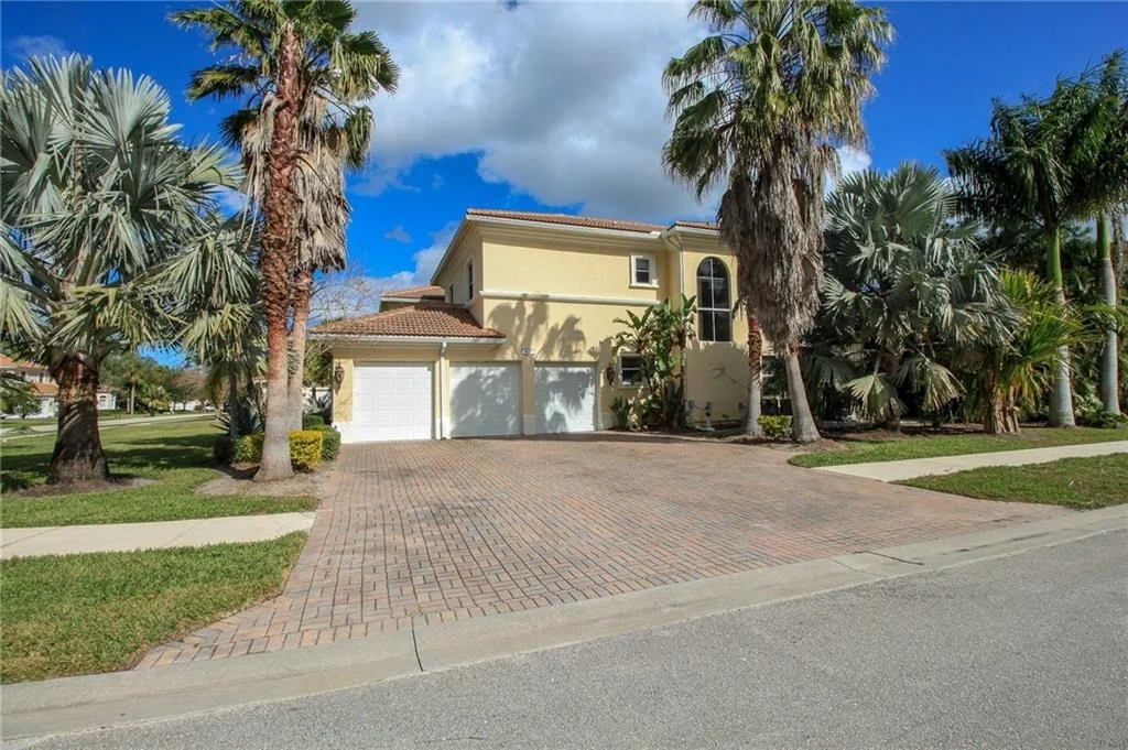 Photo of 8321 SW Cattleya Drive