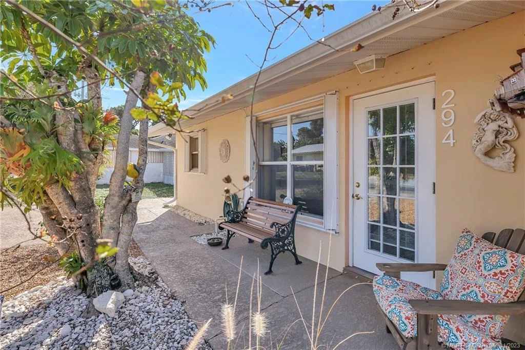 Photo of 294 SE Sailfish Lane