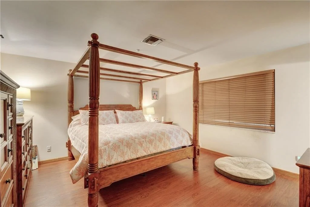 Photo of 4893 SE Pilot Way