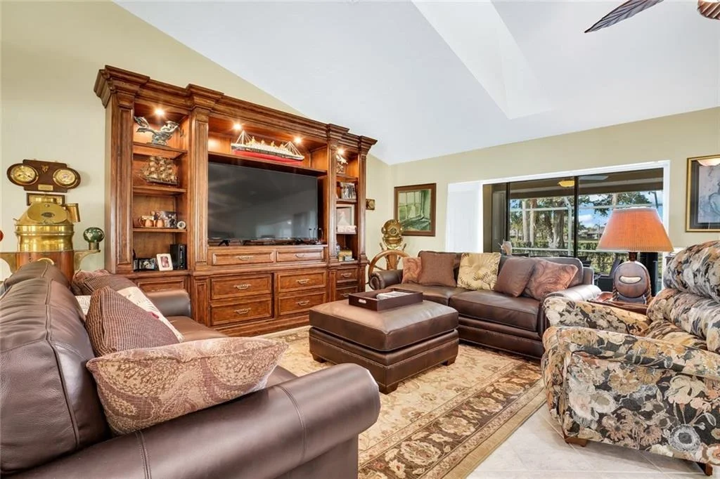 Photo of 4093 SE Fairway E