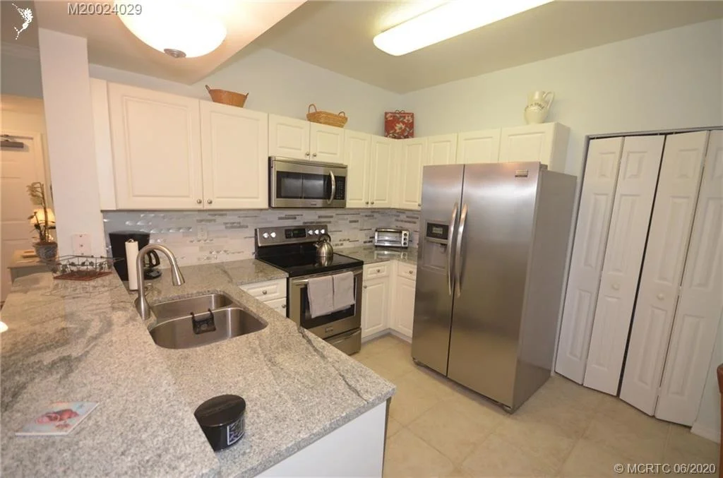 Photo of 254 SE Kitching Circle
