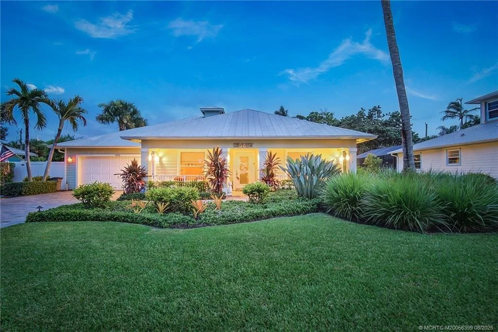 Photo of 4586 SE Manatee Terrace
