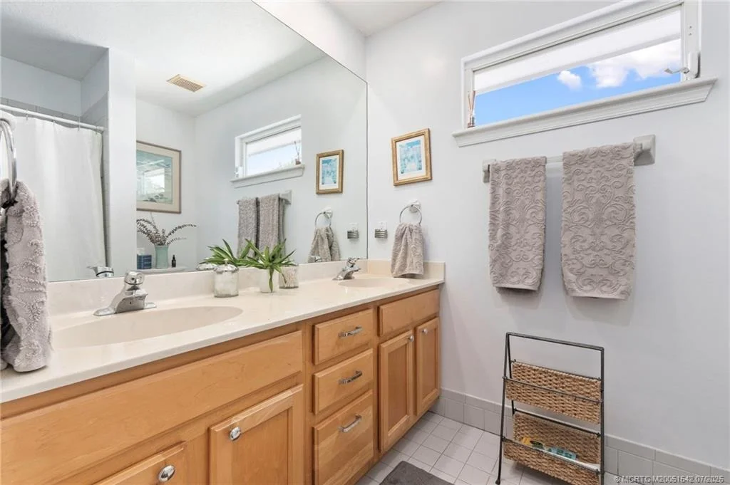 Photo of 3641 SE Silver Court