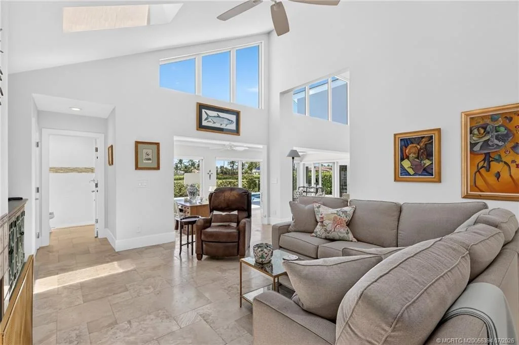 Photo of 6943 SE Harbor Circle