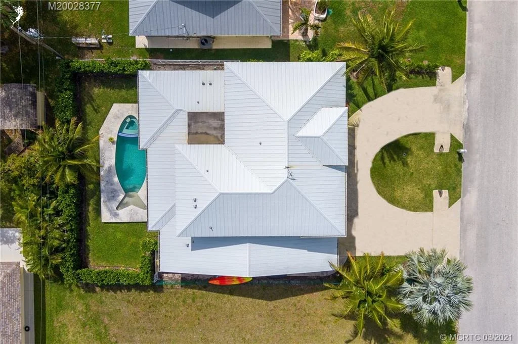 Photo of 5722 SE Nassau Terrace