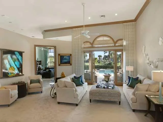 Photo of 2825 SE DUNE Drive