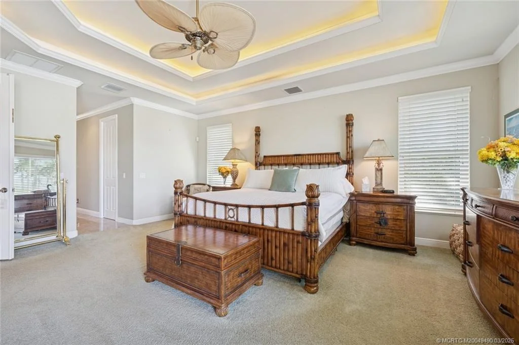 Photo of 2492 NW Everglades Boulevard