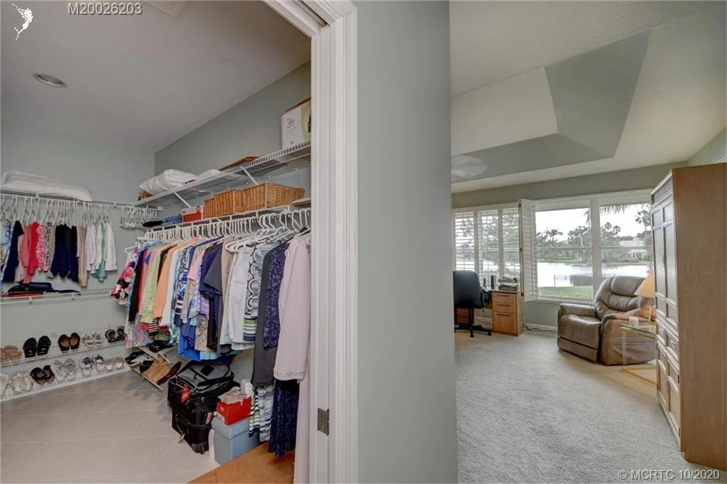 Photo of 3400 SE Cambridge Drive