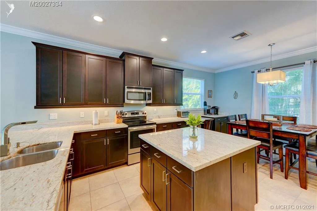 Photo of 106 NE Abaca Way