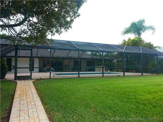 Photo of 884 NW Spruce Ridge Drive