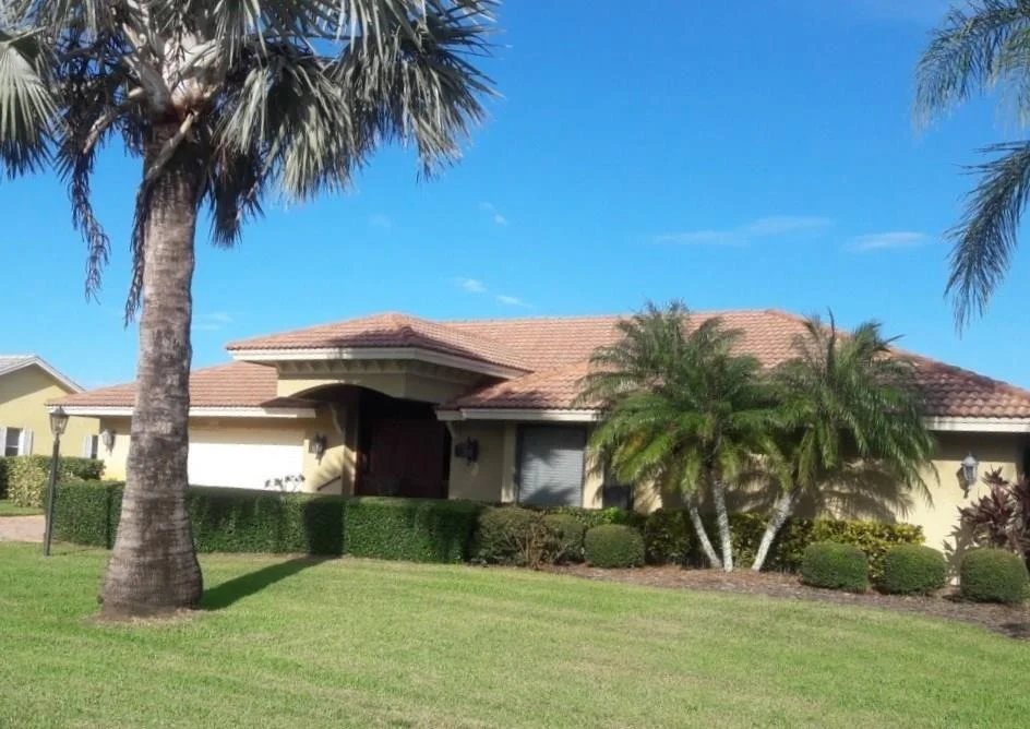 Photo of 3422 SE Fairway W