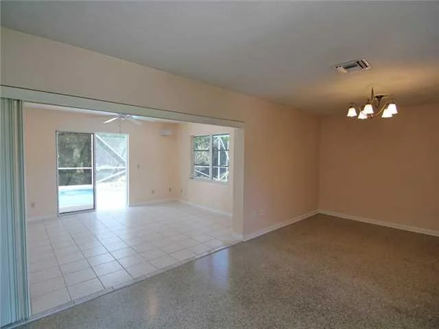 Photo of 5255 SE Orange Street