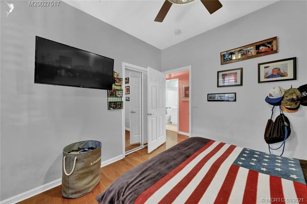 Photo of 1558 SE Tidewater Place