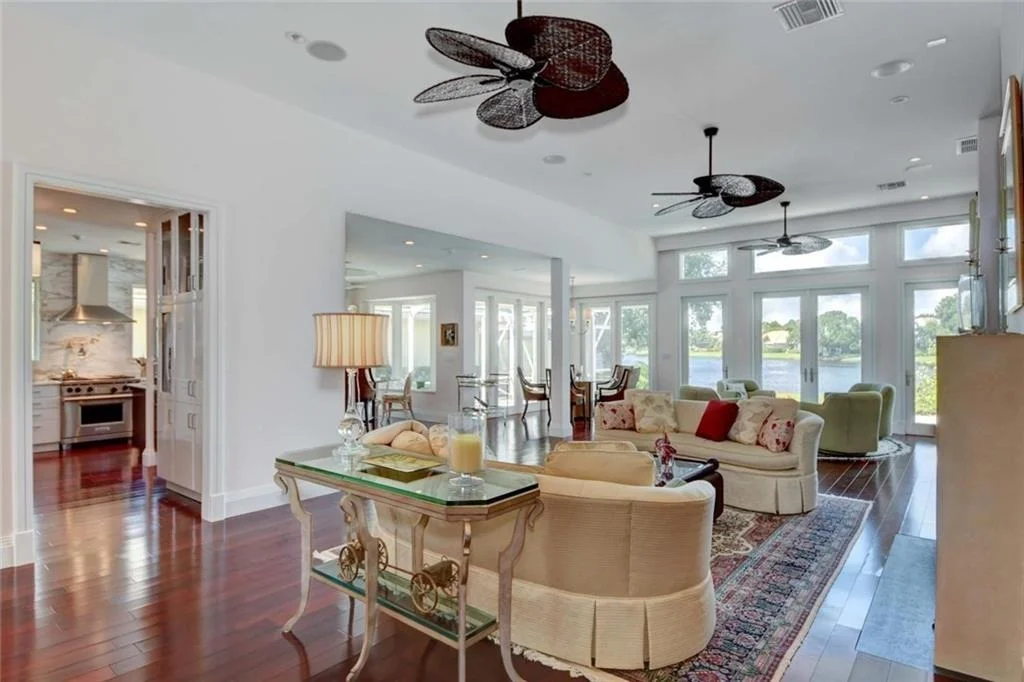 Photo of 3422 SE Cambridge Drive