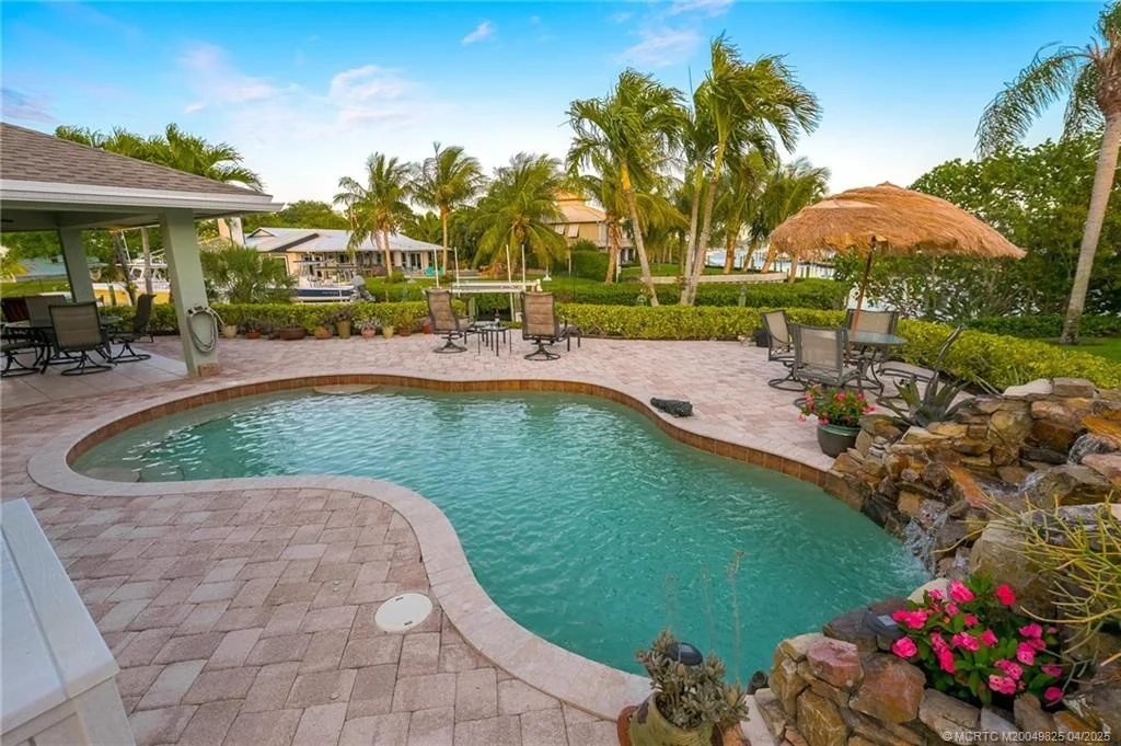Photo of 4020 SE Whiticar Way
