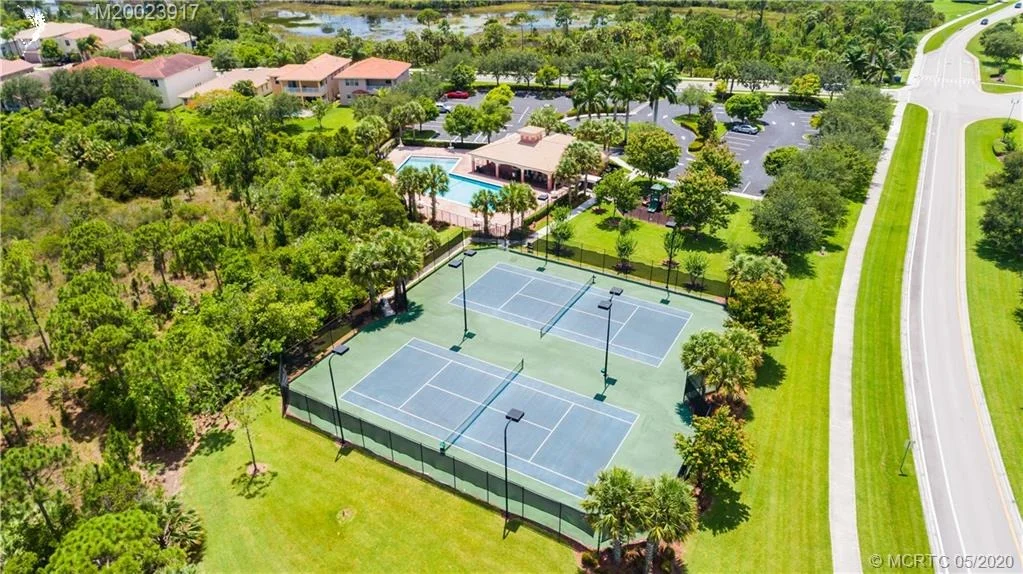 Photo of 4814 SE Graham Drive