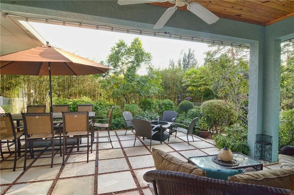 Photo of 2454 NW Hummingbird Circle