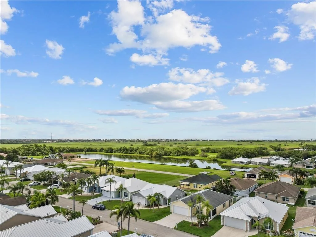 Photo of 664 SE 25th Street