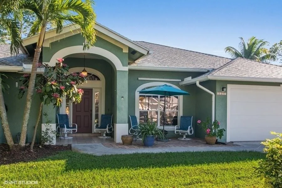 Photo of 6127 SE Black Oak Lane