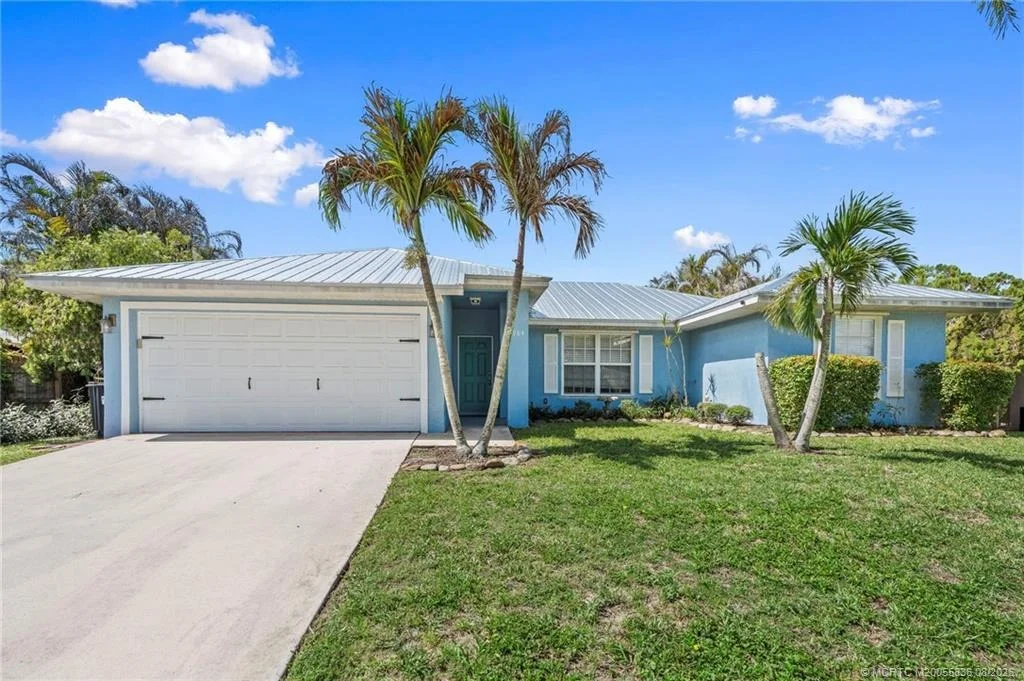 Photo of 984 NW 16th Place